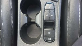 Kia Niro 1.6 GDi Hybrid 3 5dr DCT