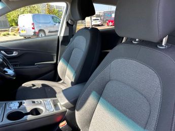 Hyundai Kona 5Dr Premium 100kW 39kWh Auto