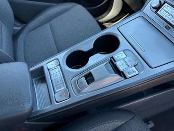 Hyundai Kona 5Dr Premium 100kW 39kWh Auto