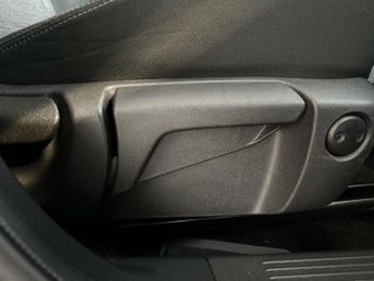 Nissan X-Trail 5Dr N-Connecta1.5 E-Power E-4orce 213PS Auto