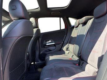 Mercedes-Benz GLA Class 