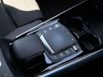 Mercedes-Benz GLA Class 