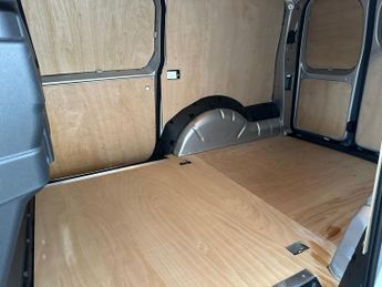 Ford Transit Connect 240 LWB 2.0 Tdci Trend 122PS Auto