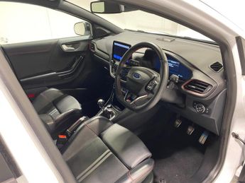 Ford Puma 1.5 Turbo EcoBoost (200PS) 6 sdp ST 5dr PERFORMANCE PACK