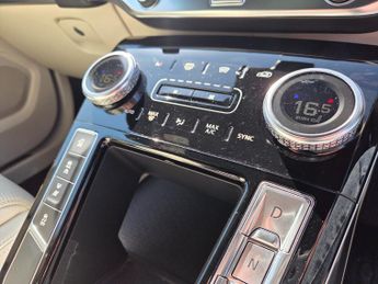 Jaguar I-PACE 294kW EV400 Black 90kWh 5dr Auto [11kW Charger]