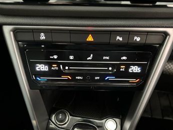 Volkswagen T-roc VW  5Dr Match 1.5 TSI Auto