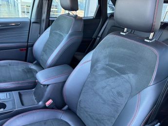 Ford Kuga 5Dr ST-Line Edition 2.5 FHEV 190PS 2WD Auto