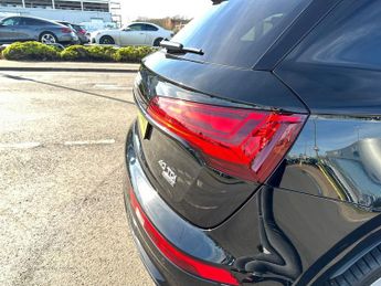 Audi Q5 5Dr S Line Edition 1 40 2.0 Tdi MHEV Auto