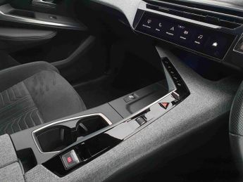 Peugeot 3008 1.2 Hybrid 136 GT 5dr e-DSC6