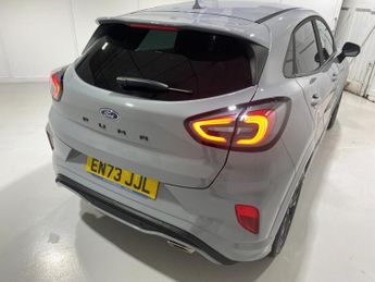 Ford Puma 1.0 Turbo EcoBoost (125PS) mHEV Automatic ST-Line X 5dr.