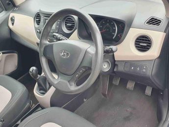 Hyundai i10 1.0 S 5dr