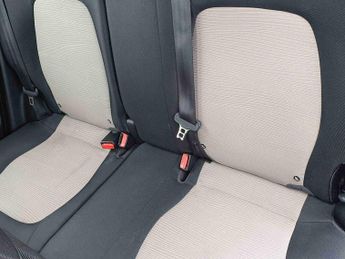 Hyundai i10 1.0 S 5dr