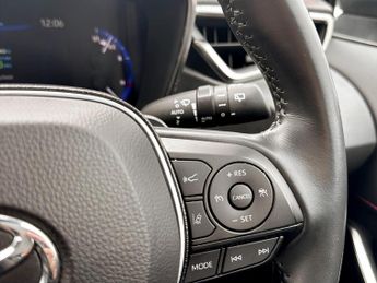 Toyota Corolla 2.0 VVT-i Hybrid Excel 5dr CVT