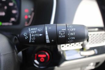 Honda Civic 2.0 eHEV Advance 5dr CVT