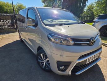 Toyota Proace 2.0D 180 Family Medium 5dr Auto [8 speed]