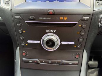 Ford S-Max 2.5h Duratec Titanium MPV 5dr Petrol Hybrid CVT Euro 6 (s/s) (19