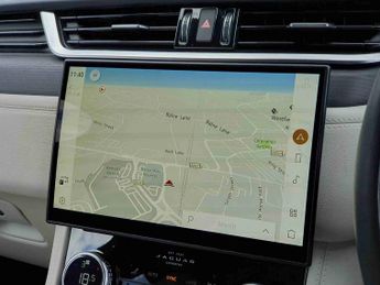 Jaguar F-pace 2.0 D200 R-Dynamic HSE 5dr Auto AWD