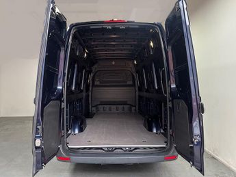 Mercedes-Benz Sprinter 315 Pro L3 H2 LWB RWD 2.0l Cdi 3.5t 9G-Tronic