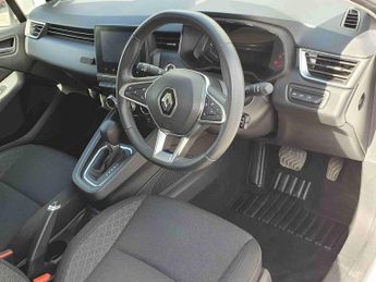 Renault Clio 1.6 E-TECH Hybrid 140 Iconic Edition 5dr Auto