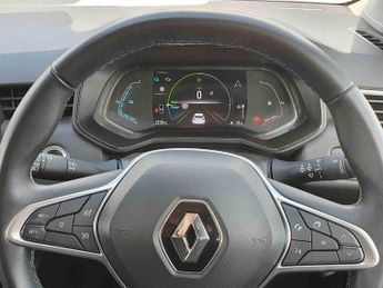 Renault Clio 1.6 E-TECH Hybrid 140 Iconic Edition 5dr Auto