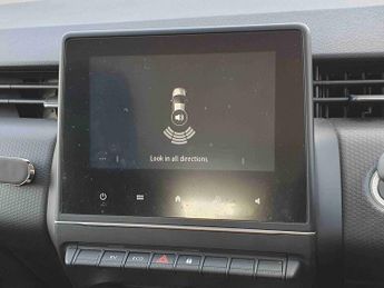 Renault Clio 1.6 E-TECH Hybrid 140 Iconic Edition 5dr Auto