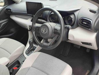 Toyota Yaris 1.5 Hybrid Excel 5dr CVT
