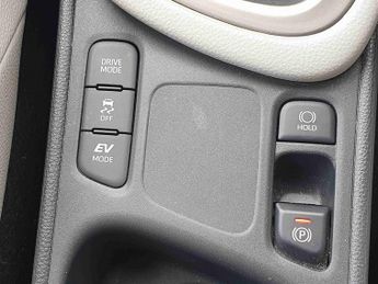 Toyota Yaris 1.5 Hybrid Excel 5dr CVT