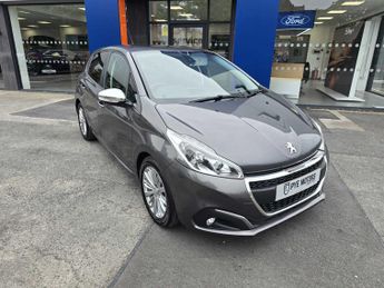 Peugeot 208 1.2 PureTech 82 Signature 5dr [Start Stop]