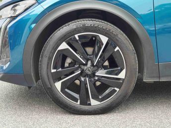 Peugeot 408 1.2 PureTech Allure Premium 5dr EAT8