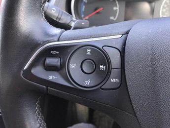Vauxhall Grandland X 