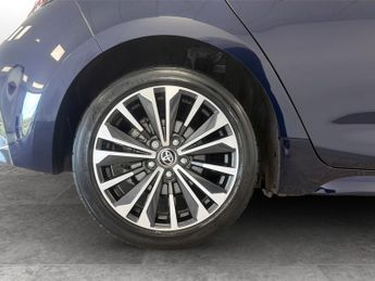Toyota Corolla 1.8 Hybrid Design 5dr CVT