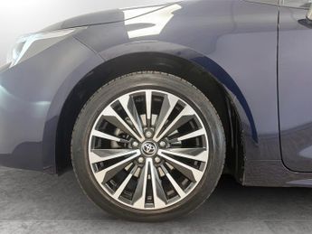 Toyota Corolla 1.8 Hybrid Design 5dr CVT