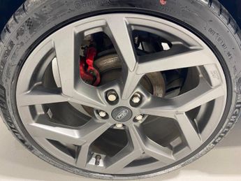 Ford Puma 1.5 Turbo EcoBoost (200PS) 6 sdp ST 5dr.. PERFORMANCE PACK ..