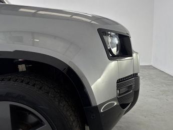 Land Rover Defender D300 Hard Top X-Dynamic HSE 3.0 Auto [3 Seat]