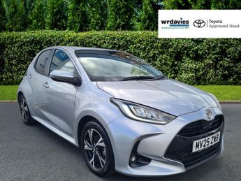 Toyota Yaris 1.5 Hybrid Design 5dr CVT