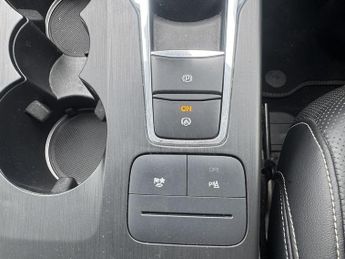 Ford Kuga 2.5 FHEV Vignale 5dr CVT
