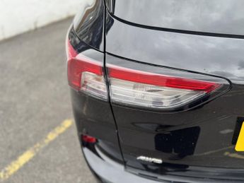 Ford Kuga 2.5 FHEV Vignale 5dr CVT