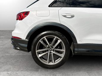 Audi Q3 35 TDI Black Edition 5dr S Tronic