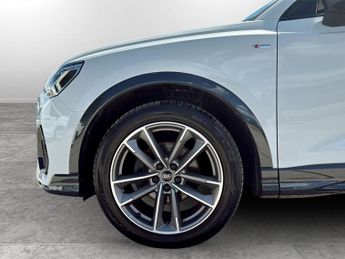 Audi Q3 35 TDI Black Edition 5dr S Tronic