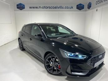 Ford Focus 2.3 Turbo Ecoboost (280PS) 6 spd ST 5dr.. HIGH SPEC ..