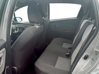 Toyota Yaris 1.5 VVT-i Icon 5dr CVT