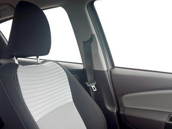 Toyota Yaris 1.5 VVT-i Icon 5dr CVT