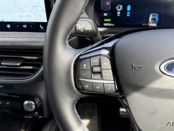 Ford Kuga 2.5 Duratec 14.4kWh Active SUV 5dr Petrol Plug-in Hybrid CVT Eur