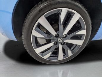 Nissan Micra 1.0 IG-T 92 Tekna 5dr CVT