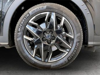 Peugeot 5008 1.2 Hybrid 136 GT 5dr e-DSC6