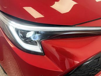 Toyota Corolla 1.8 Hybrid Design 5dr CVT