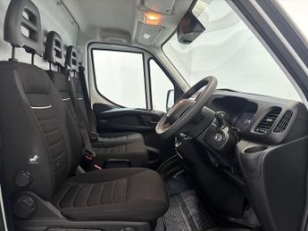 Iveco Daily 35s14 LWB MR 2.3l 4100 WB 136ps Hi-Matic