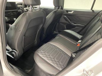 Ford Focus 1.0 Turbo EcoBoost (155PS) mHEV 8 spd Automatic ST-Line X 5dr Es