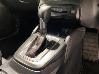 Ford Focus 1.0 Turbo EcoBoost (155PS) mHEV 8 spd Automatic ST-Line X 5dr Es