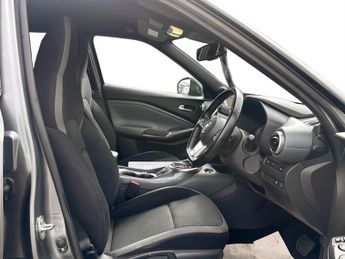 Nissan Juke 1.0 DiG-T N-Connecta 5dr DCT